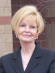 Anne Fox is the Regional Chief Executive Officer and oversees 5 chapters and 45 counties across central Illinois and northeast Missouri.